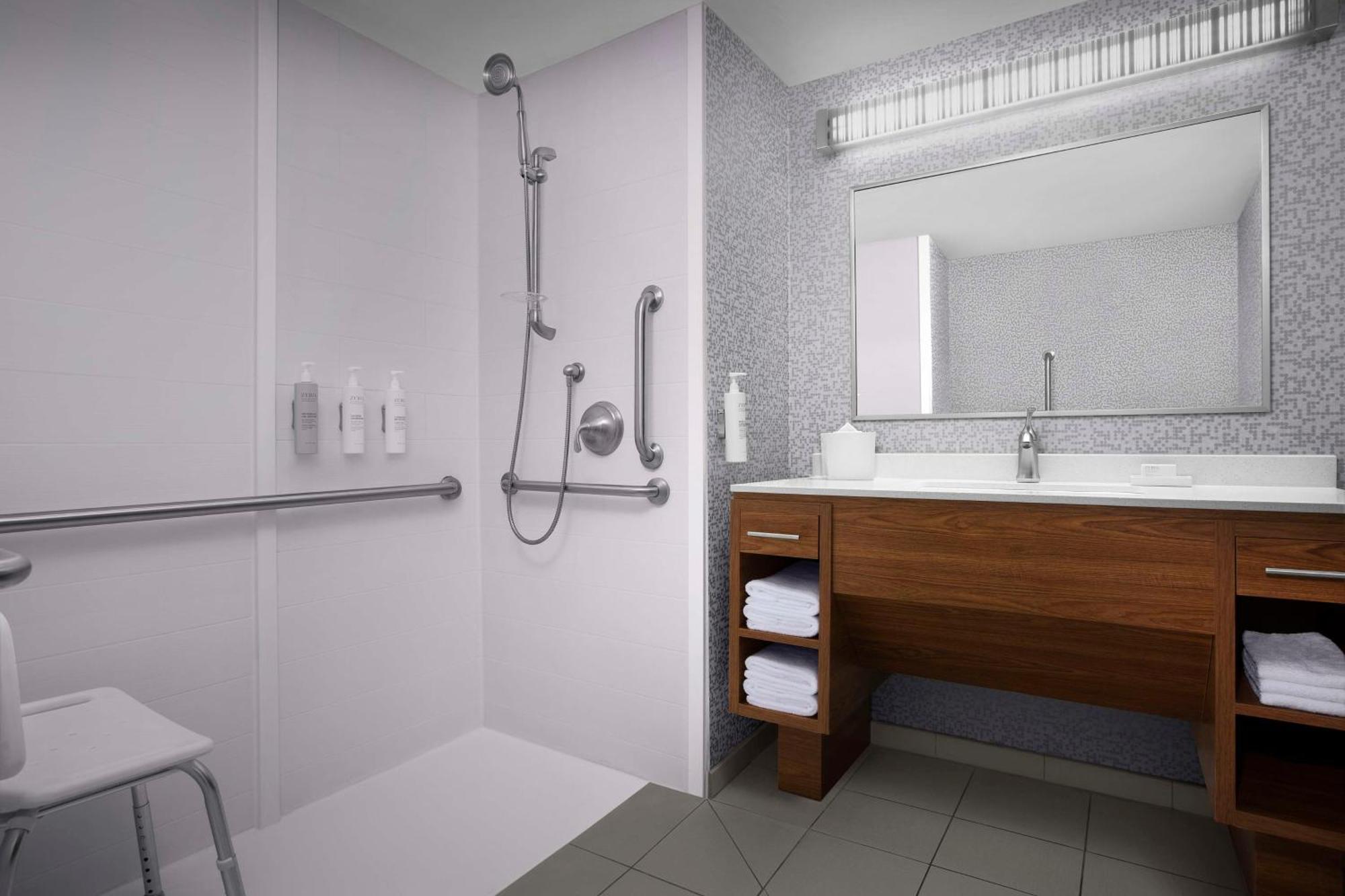 Home2 Suites By Hilton Eugene Downtown University Area Bagian luar foto
